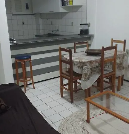 Apartamento Cond. Village Cartier